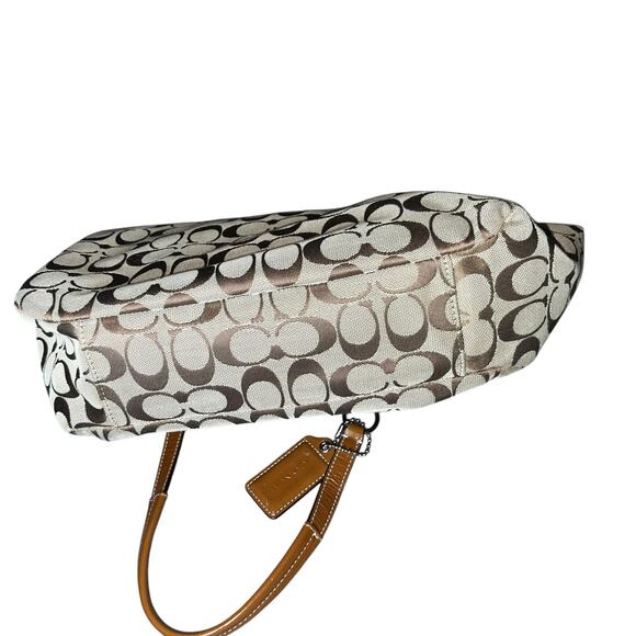 Coach Tan and Brown signature gallery shoulder bag canvas and patent leather - Picture 6 of 12